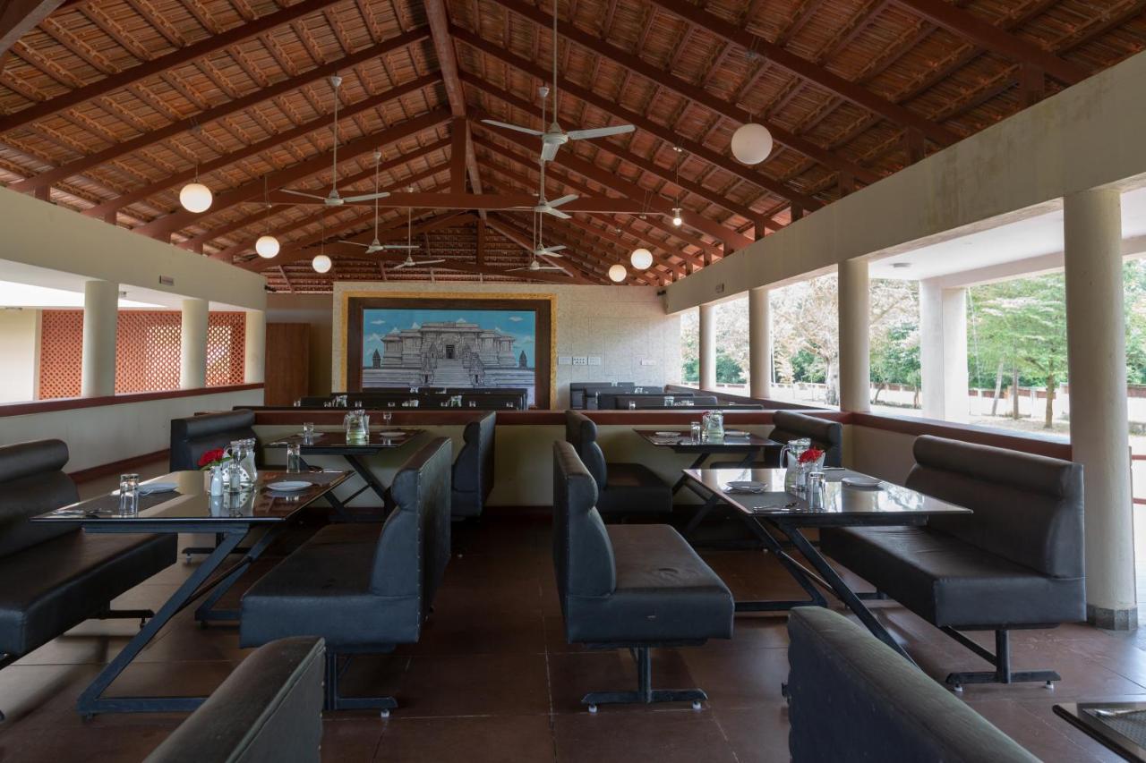 Kstdc Hotel Mayura Yagachi, Belur Belur  Kültér fotó