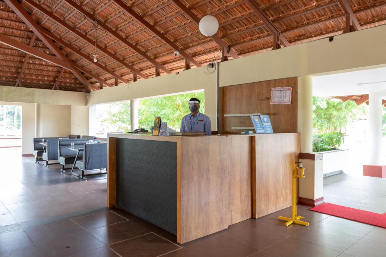 Kstdc Hotel Mayura Yagachi, Belur Belur  Kültér fotó